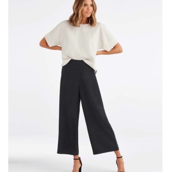 VETTA Cape Jumpsuit Wide Leg Pants Wrap Top Convertible New Capsule - Picture 9 of 17